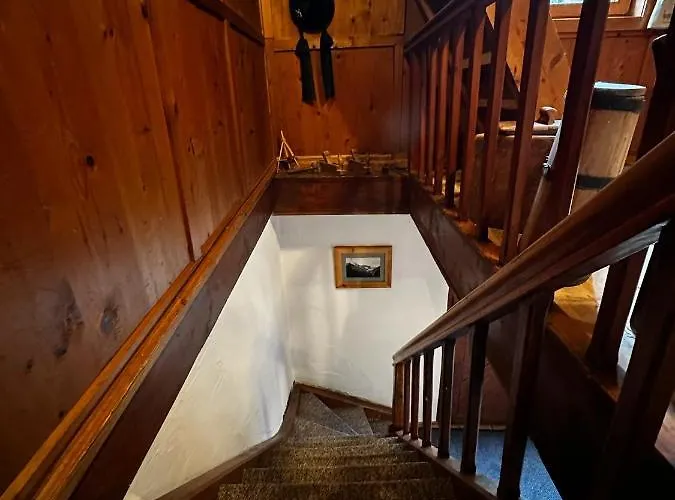 - Aelpele Hof * Берванг