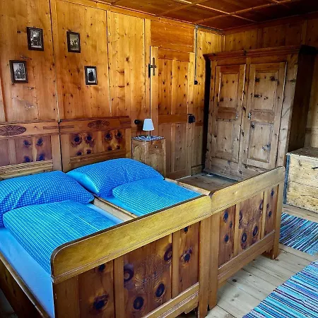 - Aelpele Hof
